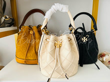 Load image into Gallery viewer, Soft Fleming Small Bucket Bag