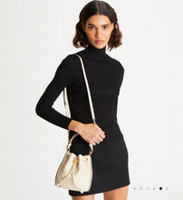 Load image into Gallery viewer, Soft Fleming Small Bucket Bag