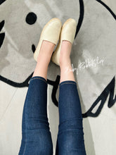 Load image into Gallery viewer, Logo Leather Platform Espadrille