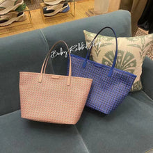 Load image into Gallery viewer, Ever-ready Top-zip Tote ( 2 Sizes : Standard / Small )